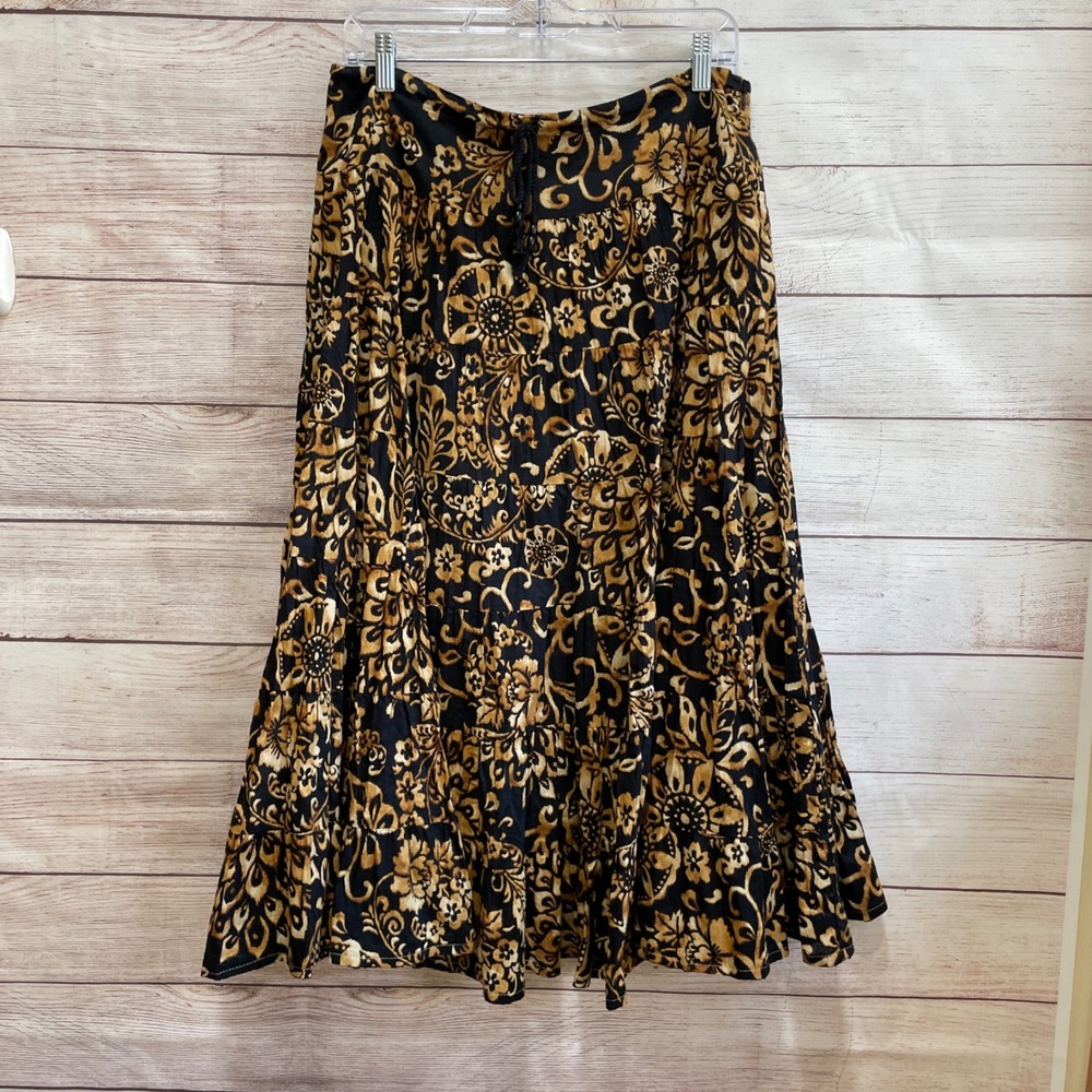 VINTAGE JONES NEW YORK TIERED MAXI SKIRT IN BLACK AND GOLD‎ PRINT